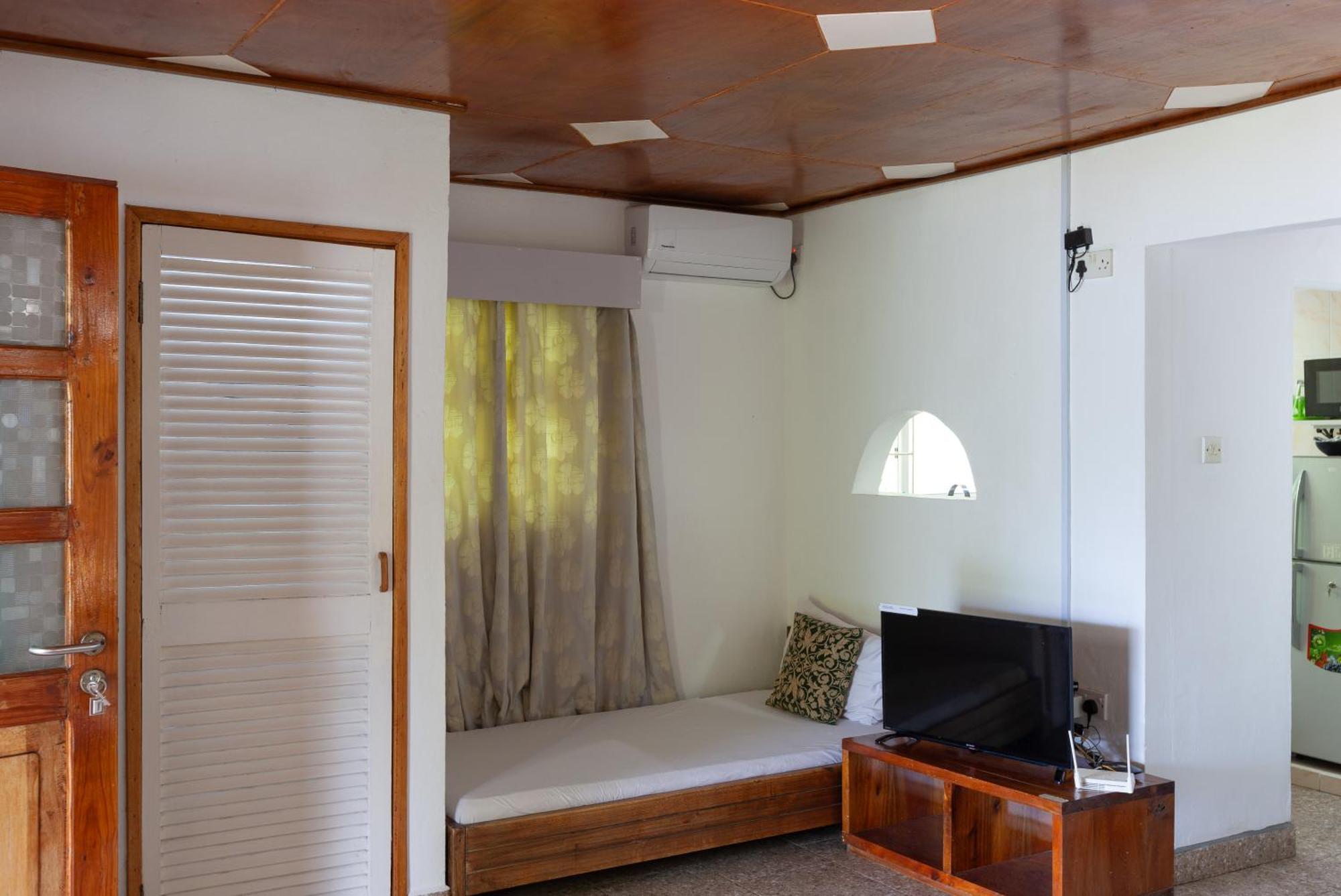 Sea View Lodge Baie Sainte Anne Dış mekan fotoğraf