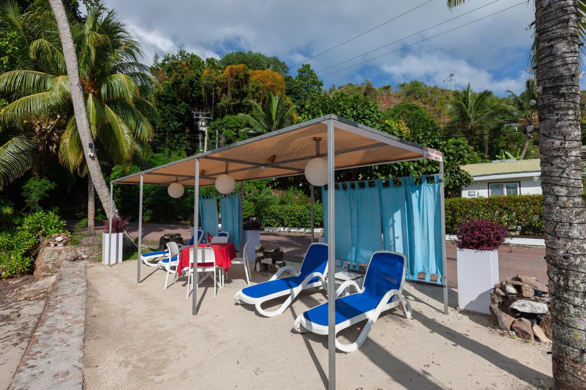 Sea View Lodge Baie Sainte Anne Dış mekan fotoğraf