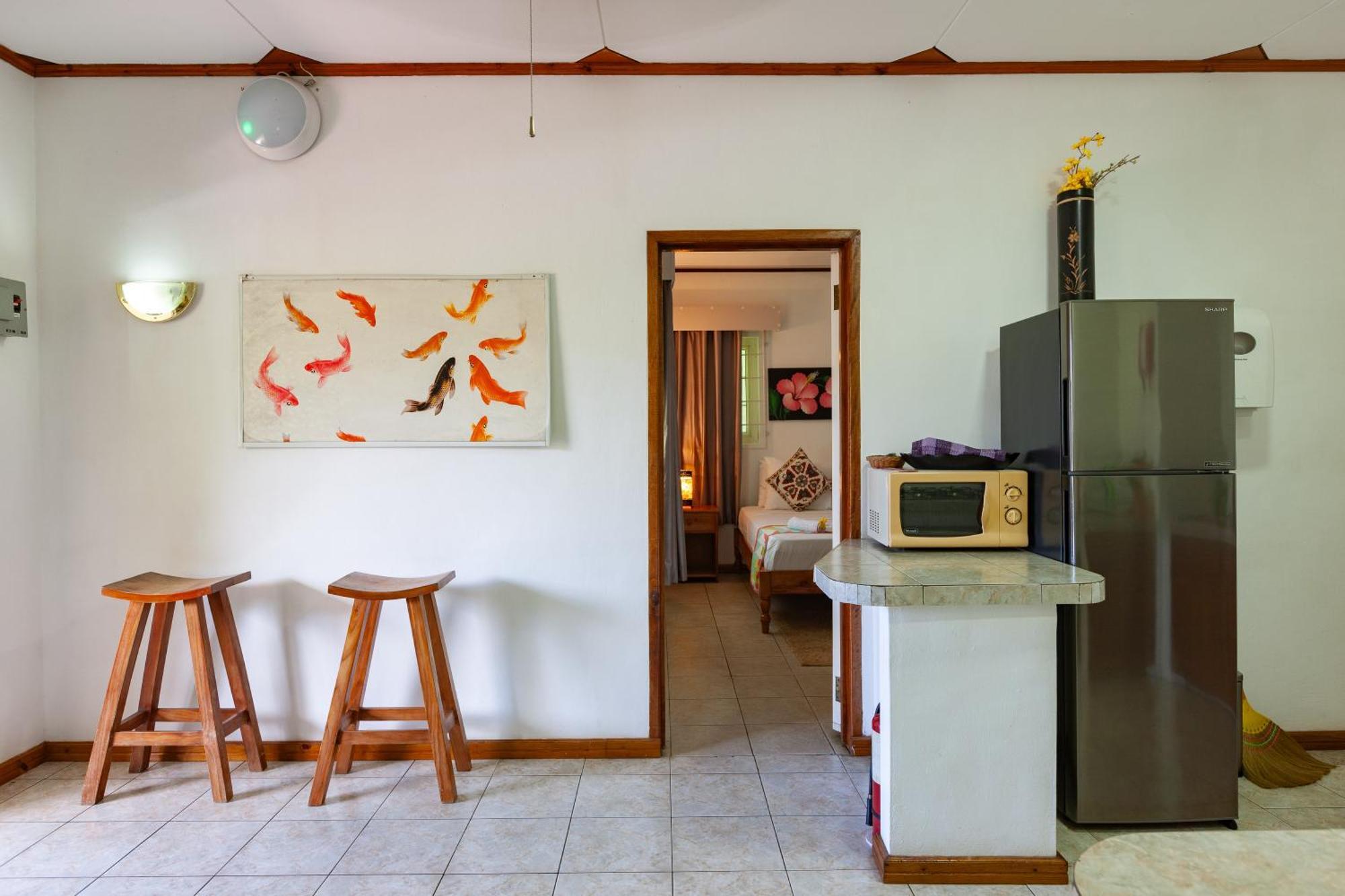 Sea View Lodge Baie Sainte Anne Dış mekan fotoğraf