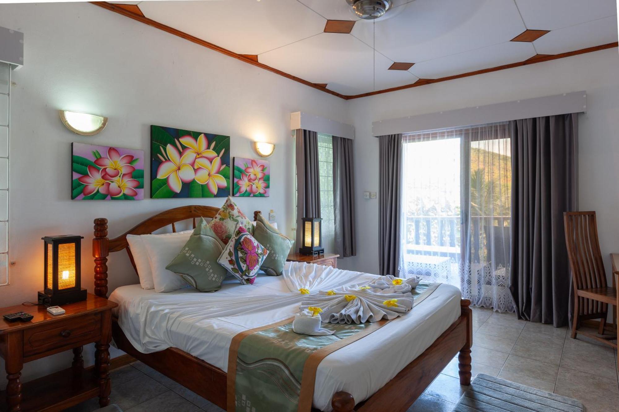 Sea View Lodge Baie Sainte Anne Dış mekan fotoğraf
